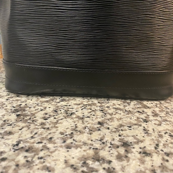 🎈SOLD🎈Louis Vuitton Noe GM Epi - Picture 11 of 15